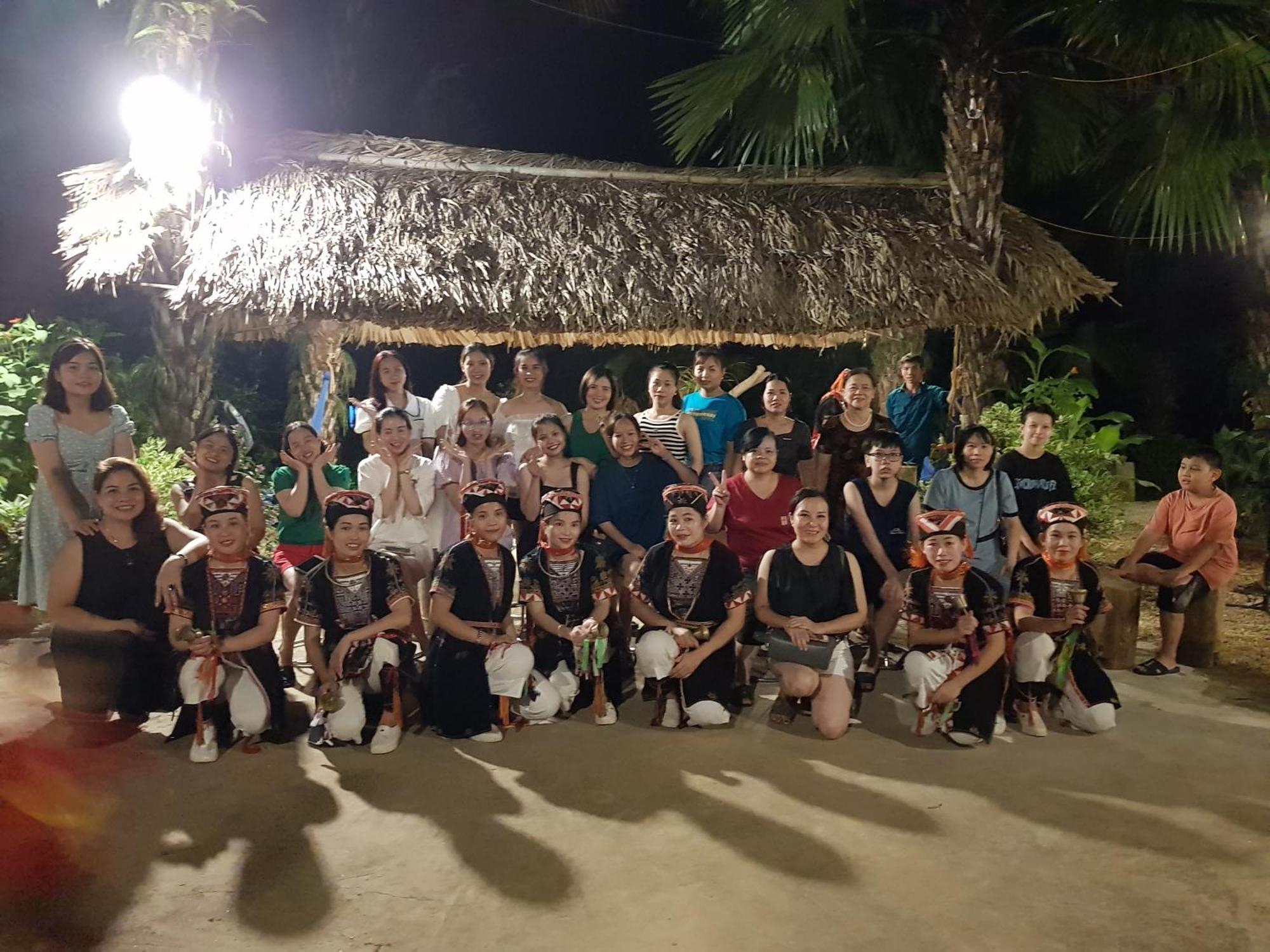 Vu Linh Palm House Homestay - Bungalow Yen Bai Eksteriør bilde